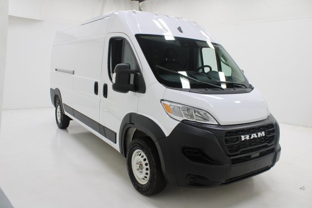 Used 2025 RAM ProMaster 2500 w/ Storage Group image 22
