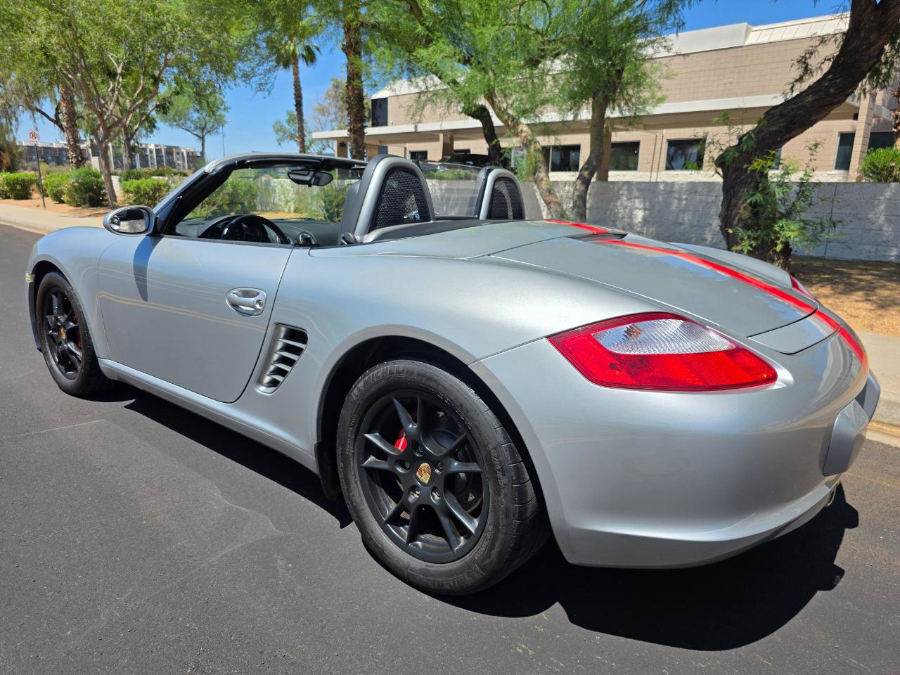 Used 2005 Porsche Boxster RWD image 11
