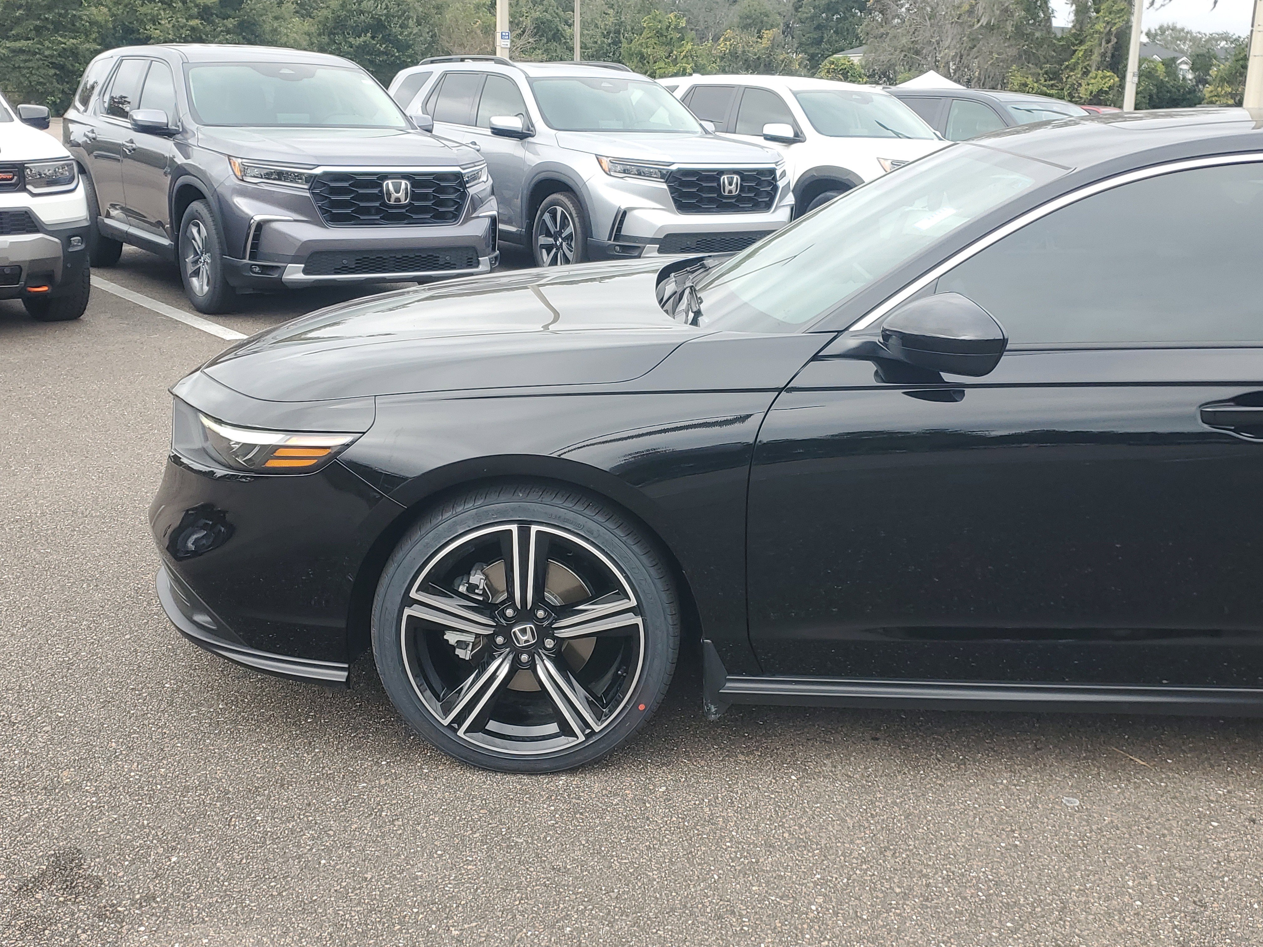 Certified 2023 Honda Accord Sport image 11