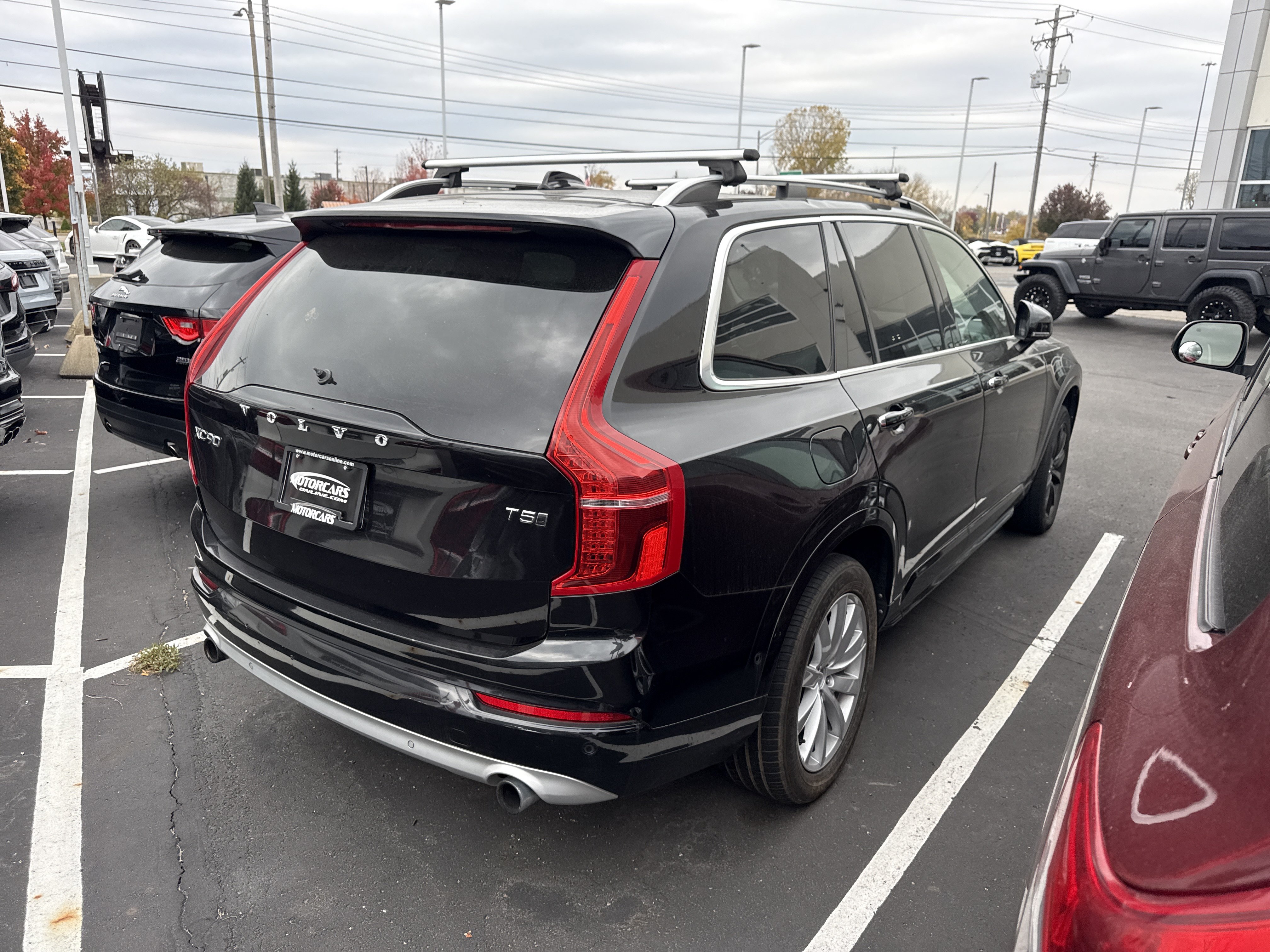 Used 2018 Volvo XC90 T5 Momentum w/ Convenience Package AWD/4WD image 4