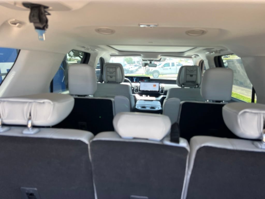 New 2027 Ford Expedition Max Platinum w/ Platinum Ultimate Package AWD/4WD image 11