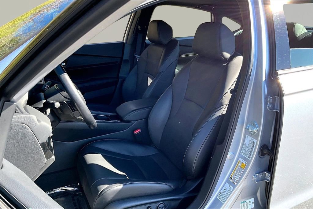 Used 2025 Honda Accord Sport image 15