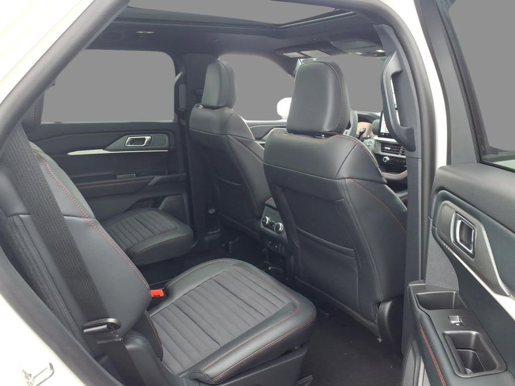New 2026 Ford Explorer ST-Line AWD/4WD image 11