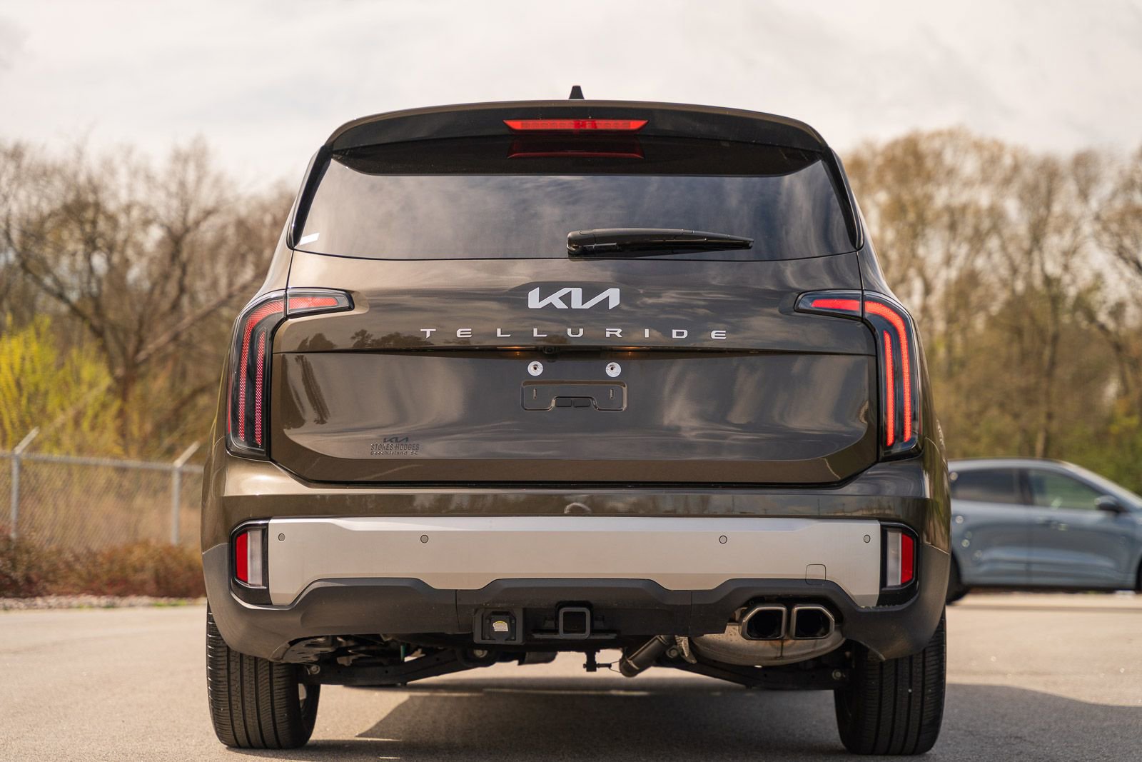 Used 2024 Kia Telluride EX w/ EX Captain's Chair Package image 6