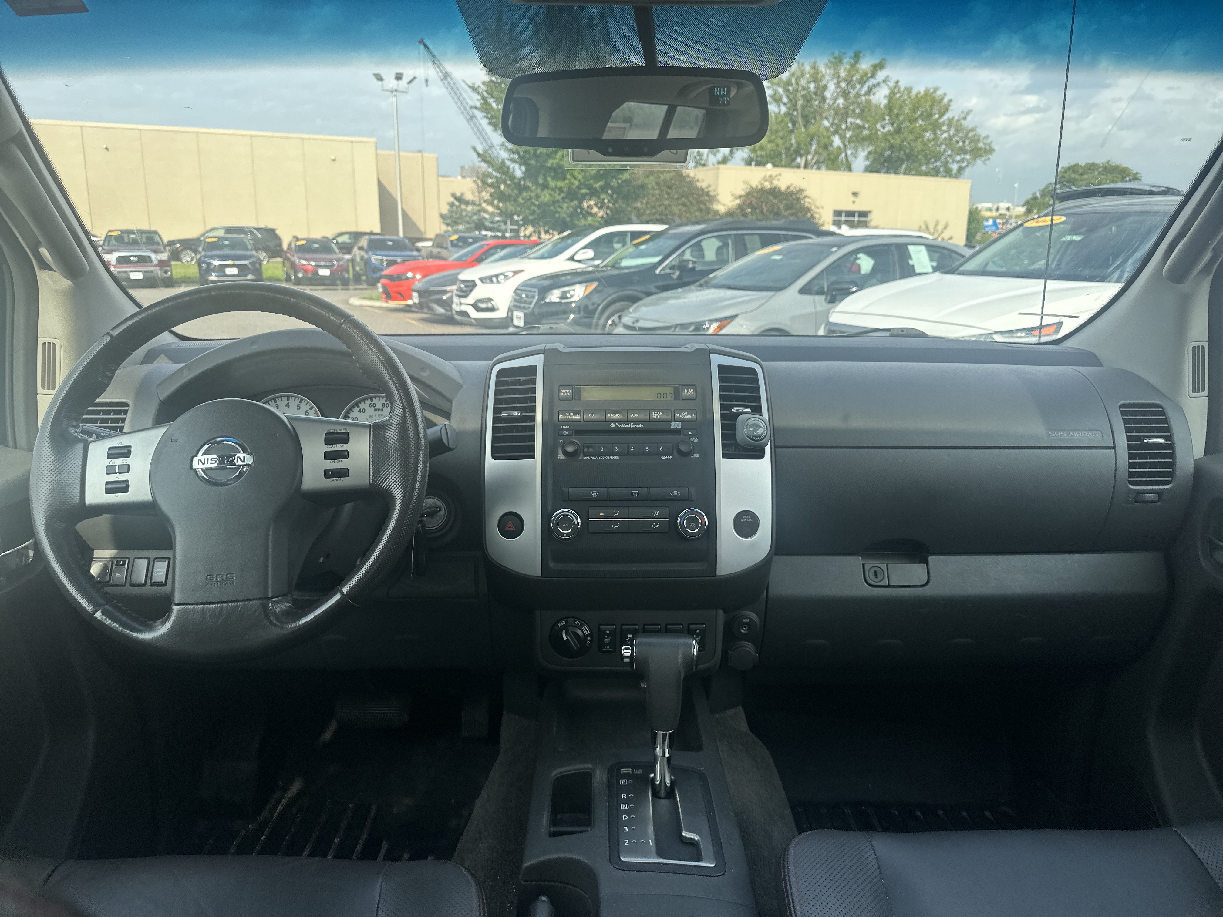 Used 2012 Nissan Frontier PRO-4X w/ Pro-4x Luxury Pkg AWD/4WD image 16