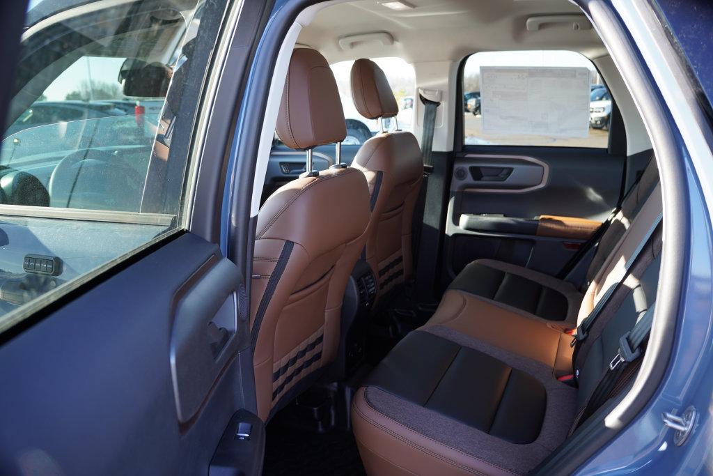New 2026 Ford Bronco Sport Outer Banks AWD/4WD image 14