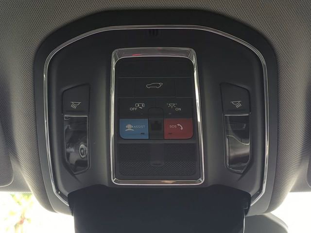 Certified 2023 Jeep Grand Cherokee Limited image 24