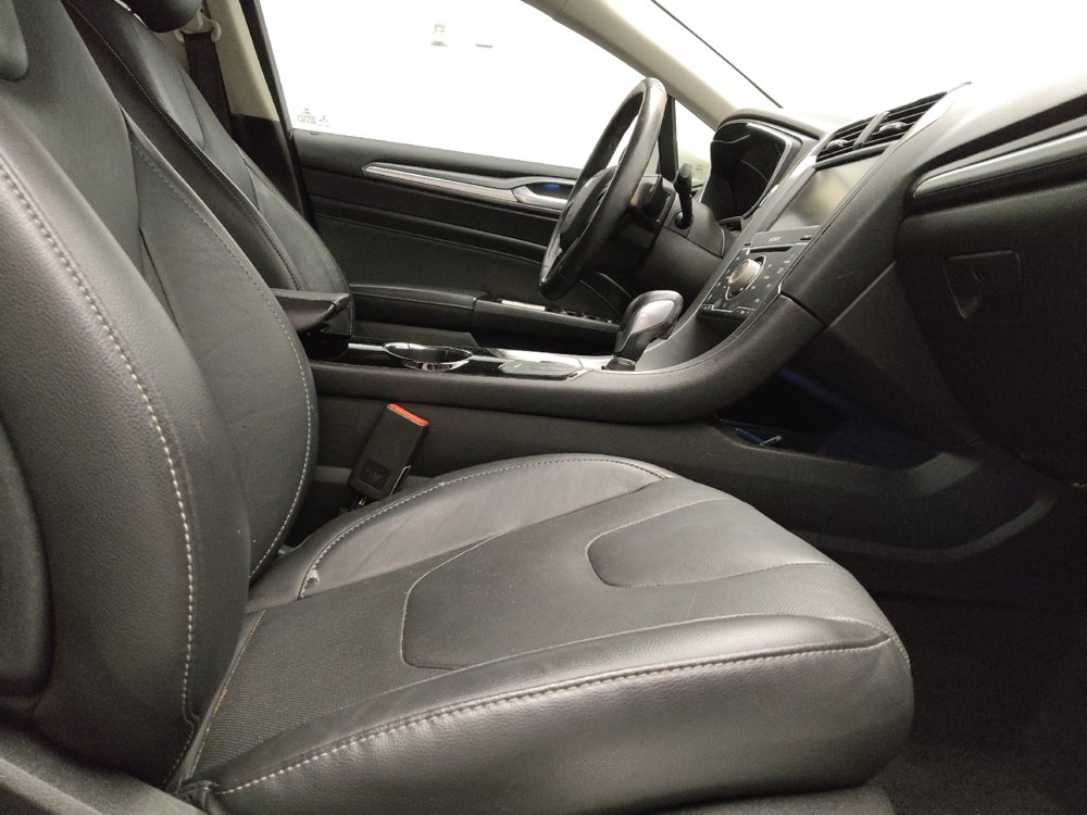 Used 2014 Ford Fusion Titanium FWD image 21