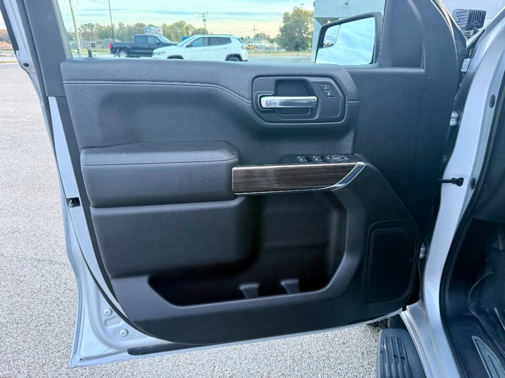 Used 2019 Chevrolet Silverado 1500 LT w/ All-Star Edition image 16