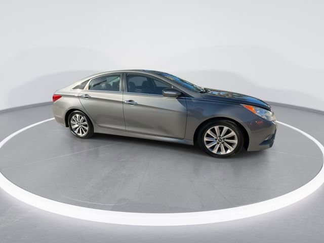 Used 2014 Hyundai Sonata Limited image 9