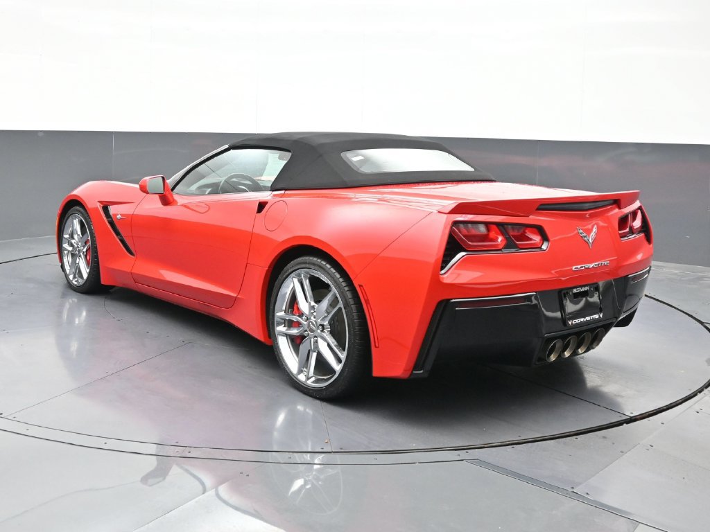 Used 2015 Chevrolet Corvette Stingray Convertible w/ 2LT Preferred Equipment Group RWD image 3