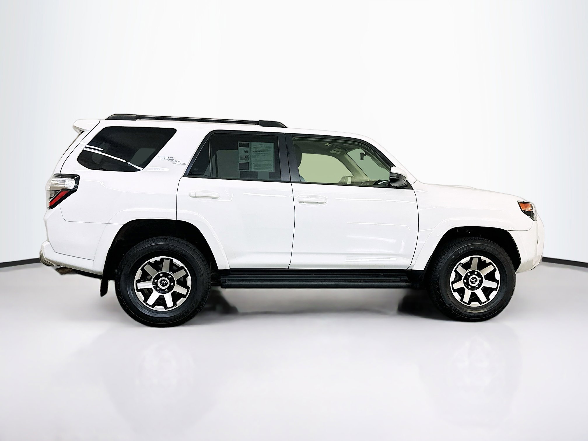 Used 2024 Toyota 4Runner TRD Off-Road image 10