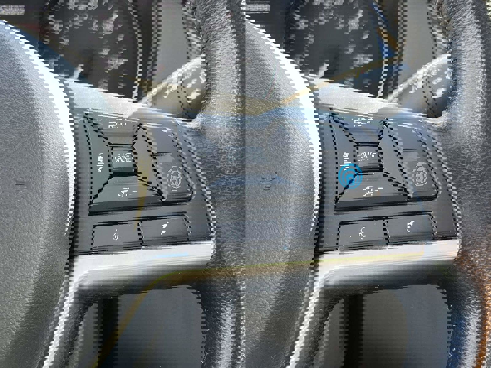 Used 2022 Nissan Rogue Sport SL w/ Premium Package image 21