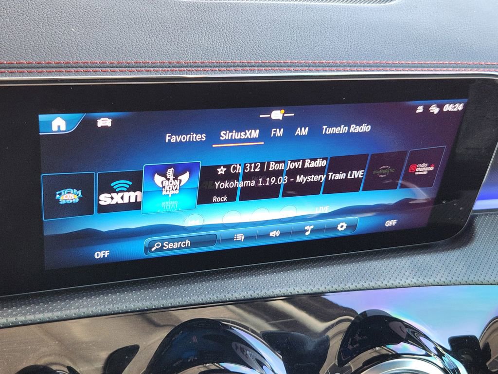 New 2025 Mercedes-Benz CLA 35 AMG 4MATIC image 16