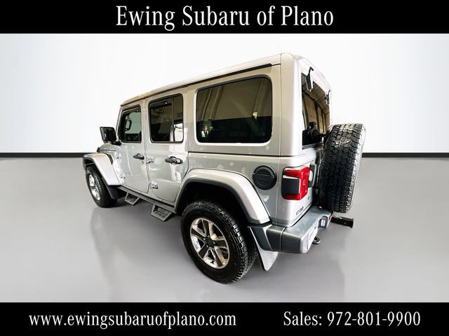 Used 2018 Jeep Wrangler Unlimited Sahara AWD/4WD image 5