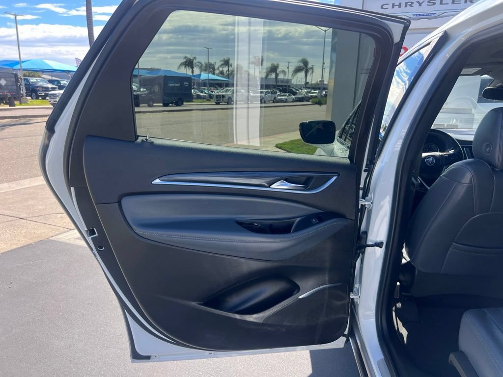 Used 2023 Buick Enclave Essence w/ Experience Buick Package FWD image 38