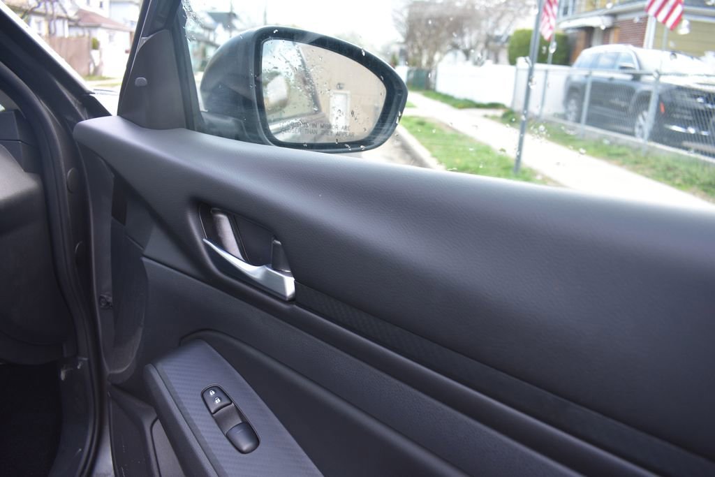 Used 2025 Nissan Altima 2.5 SV image 23