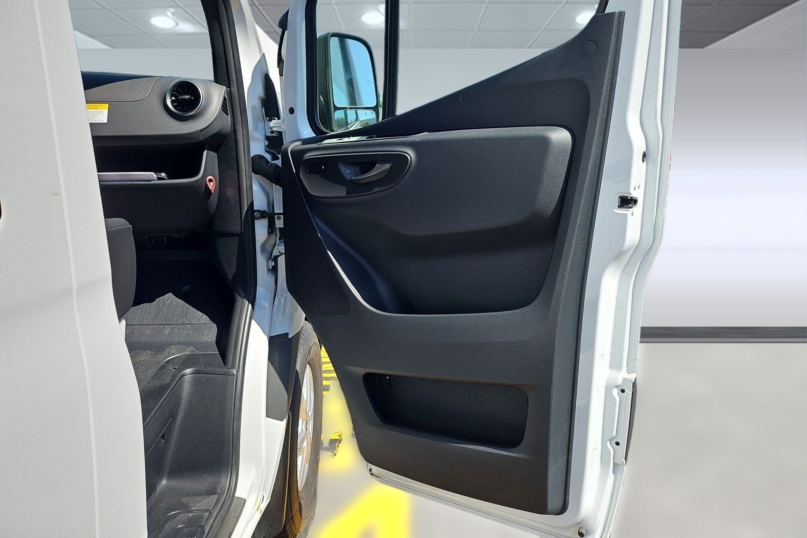 New 2024 Mercedes-Benz Sprinter 2500 image 9