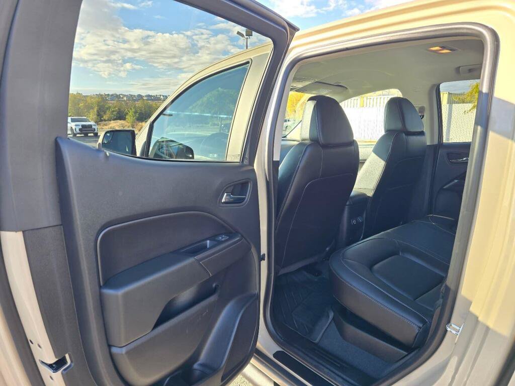 Used 2022 Chevrolet Colorado ZR2 w/ Colorado ZR2 Bison Edition AWD/4WD image 16
