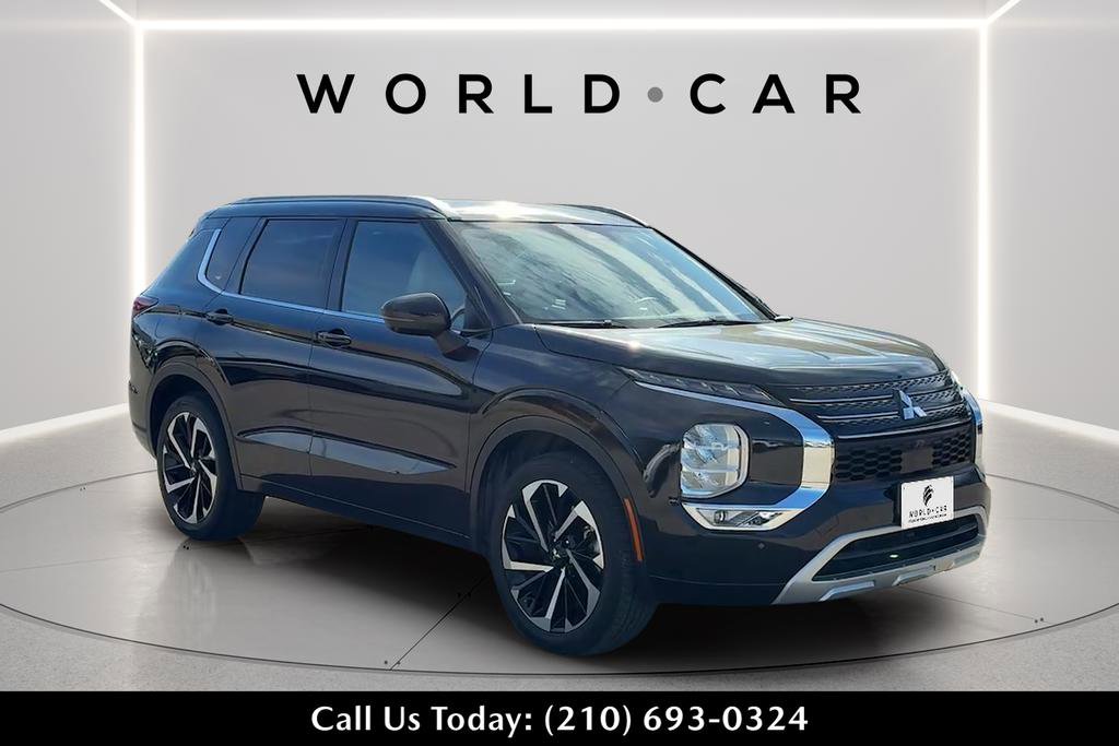 Used 2023 Mitsubishi Outlander SEL image 8