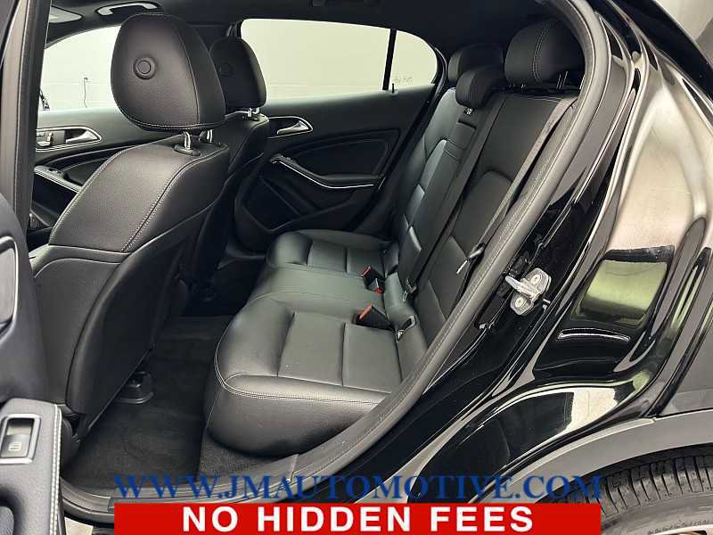 Used 2019 Mercedes-Benz GLA 250 4MATIC image 15