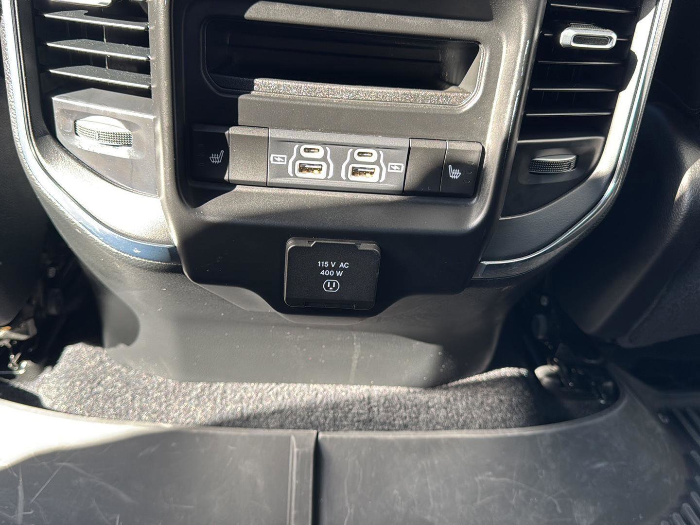 Used 2025 RAM 1500 Laramie w/ Sport Appearance Package image 21