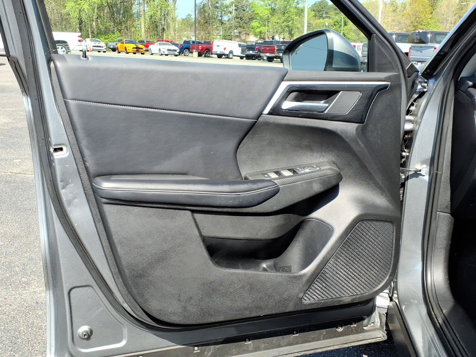 Used 2024 Mitsubishi Outlander SE AWD/4WD image 4