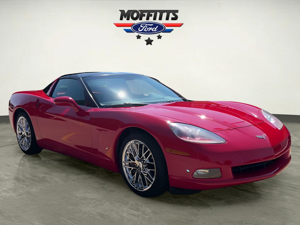 Used 2006 Chevrolet Corvette Coupe w/ Preferred Equipment Group RWD image 7
