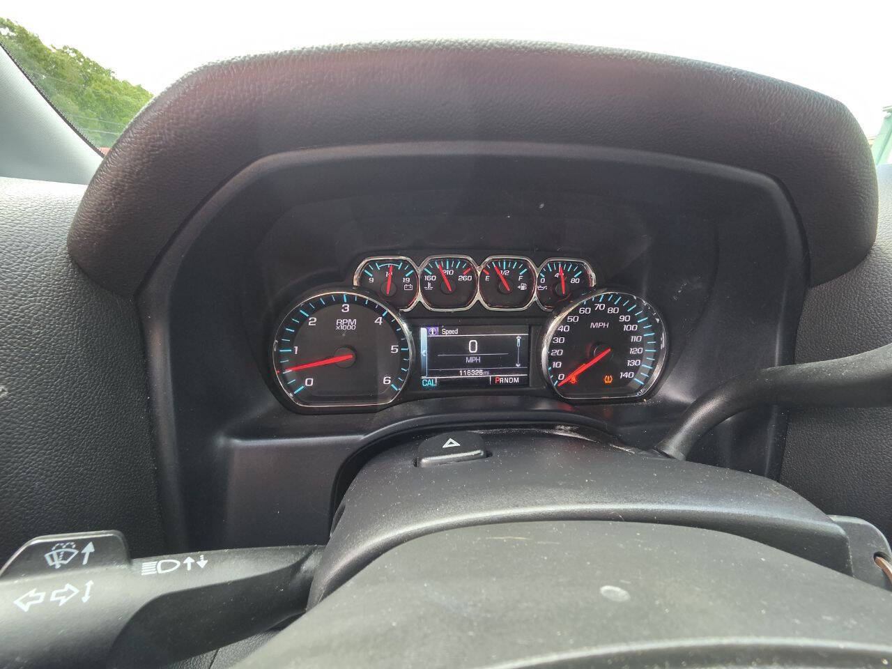 Used 2015 Chevrolet Silverado 1500 LT w/ LT Convenience Package AWD/4WD image 22