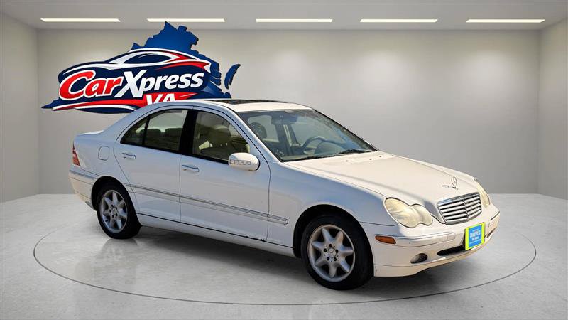 Used 2003 Mercedes-Benz C 240 Sedan w/ C2 Opt Pkg image 5