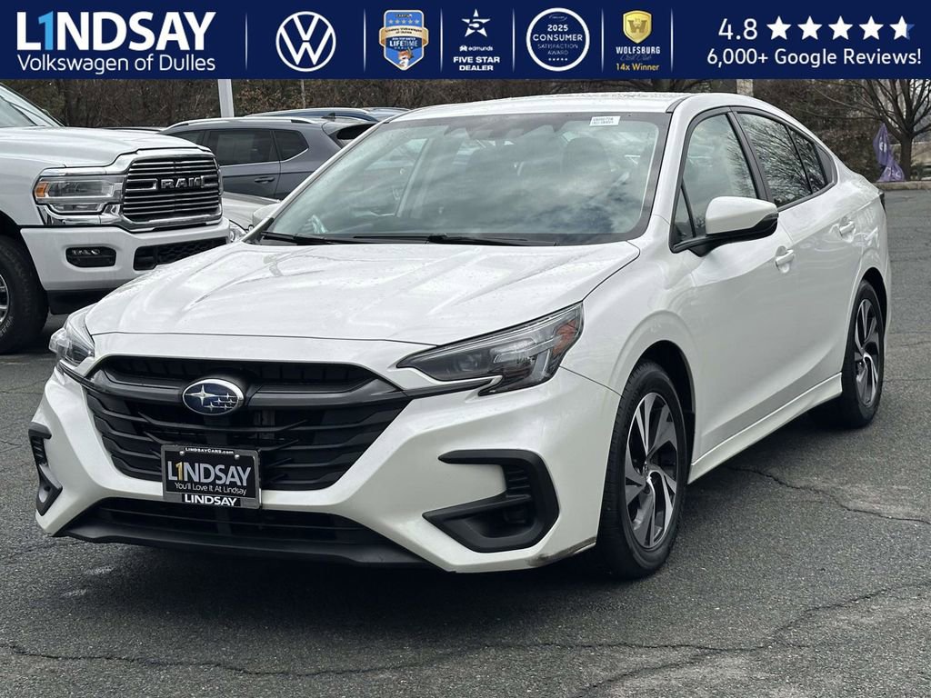 Used 2023 Subaru Legacy Premium image 3