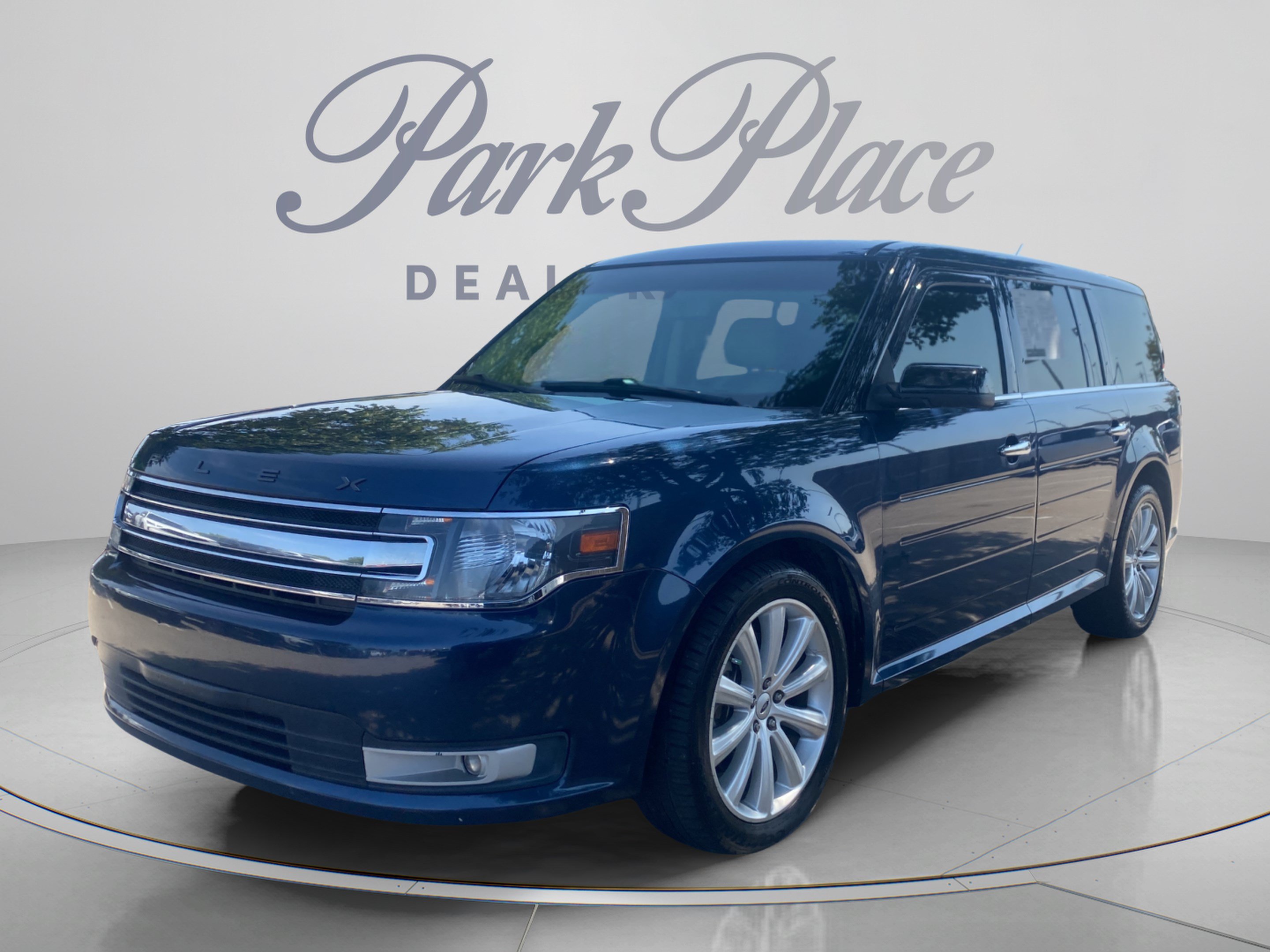 Used 2017 Ford Flex SEL w/ Equipment Group 202A FWD image 1