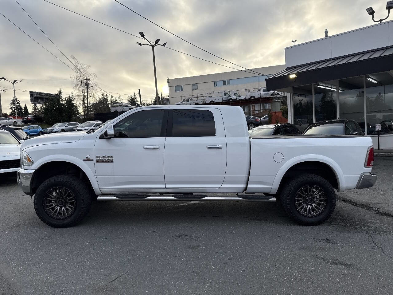 Used 2018 RAM 3500 Laramie image 3
