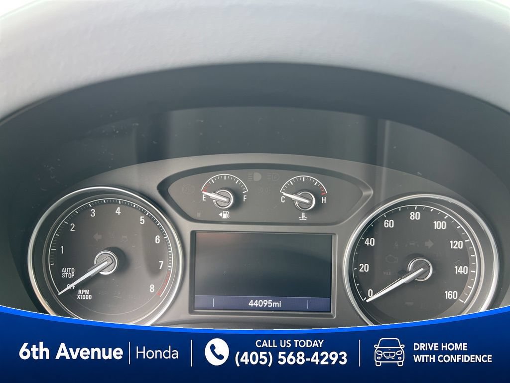 Used 2023 Buick Enclave Essence w/ Sport Touring Edition FWD image 31