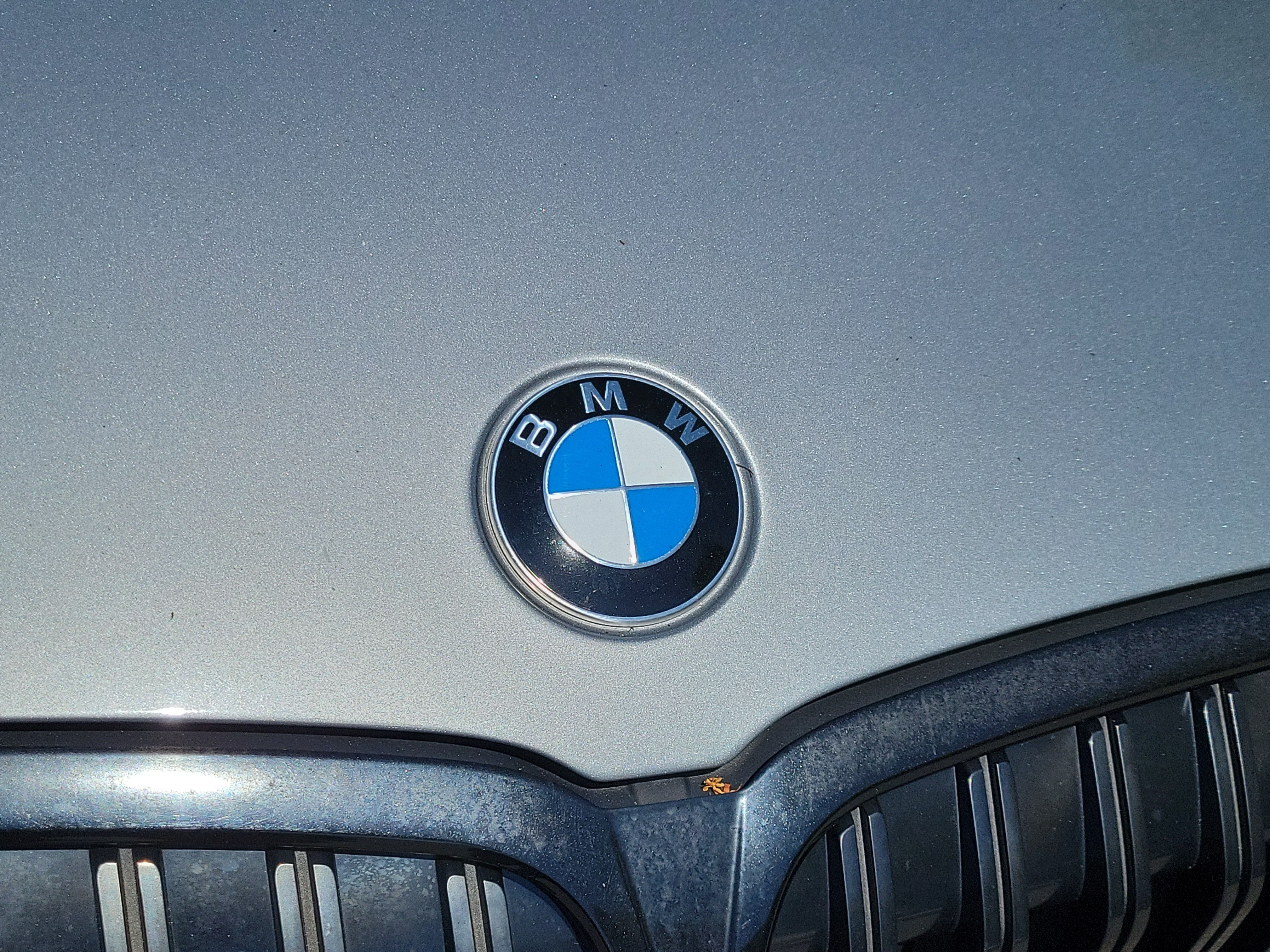 Used 2023 BMW 330i xDrive Sedan AWD/4WD image 5