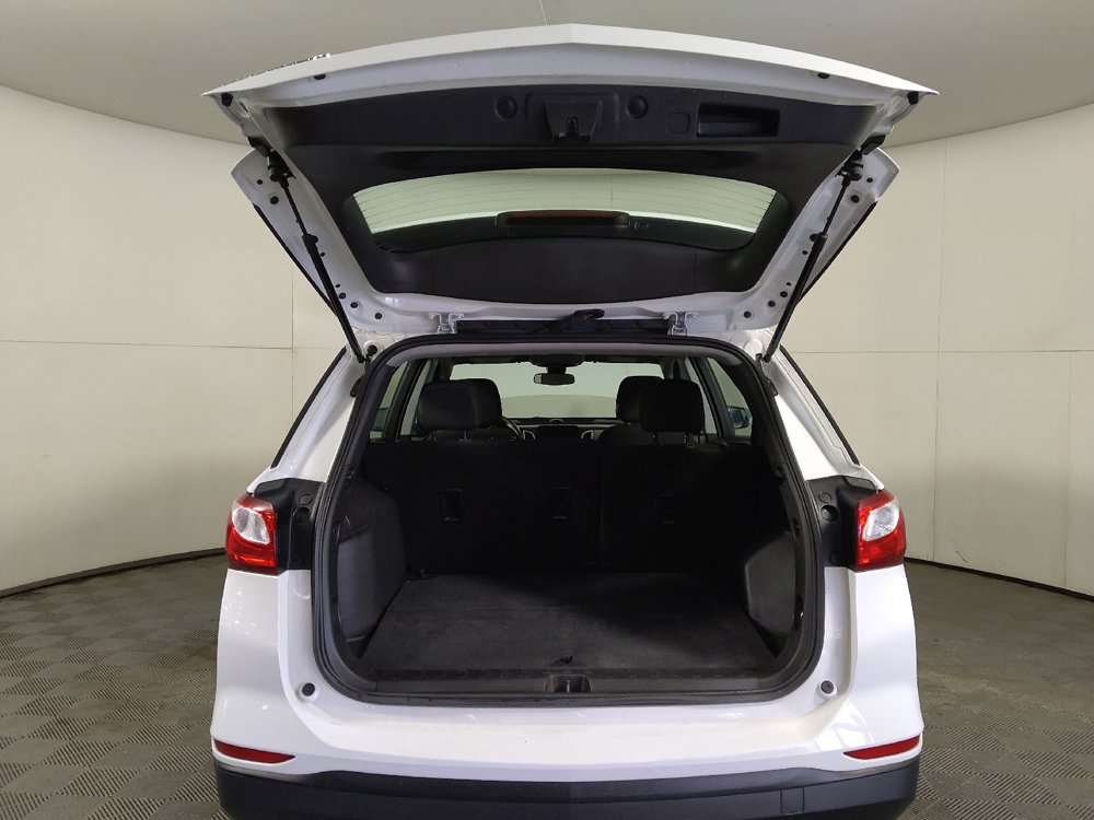 Used 2021 Chevrolet Equinox LS FWD image 29
