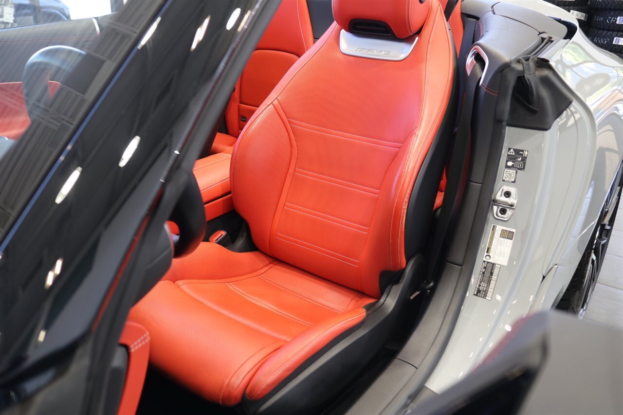 Used 2023 Mercedes-Benz SL 63 AMG 4MATIC w/ Driver Assistance Package image 16