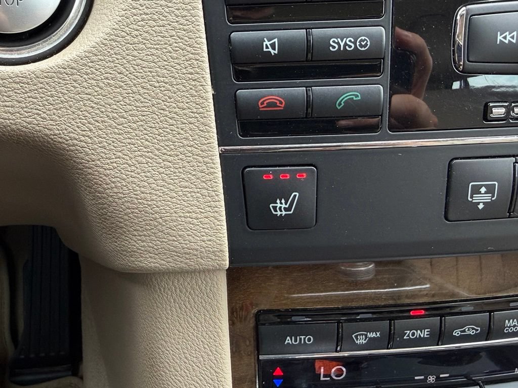 Used 2010 Mercedes-Benz E 350 Sedan image 6