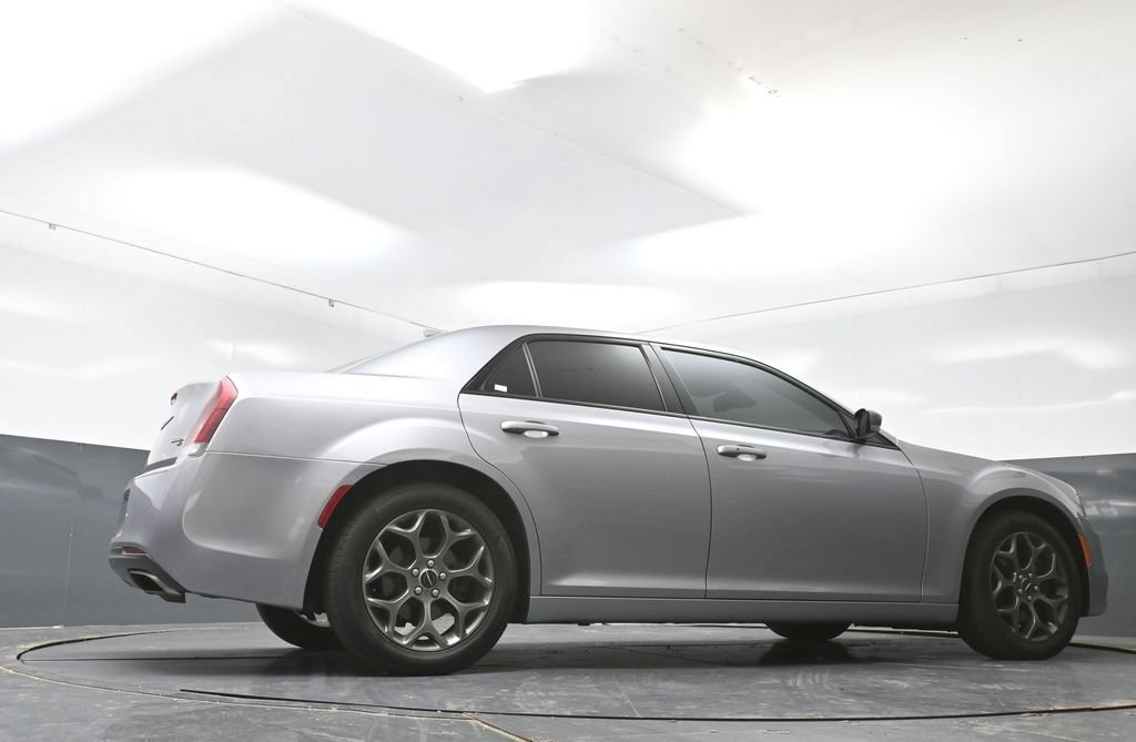 Used 2018 Chrysler 300 S w/ 300S Premium Group 2 AWD/4WD image 24