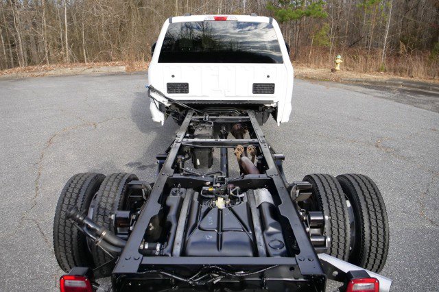 Used 2023 Ford F450 XLT w/ XLT Value Package image 8