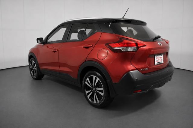 Used 2020 Nissan Kicks SV FWD image 6