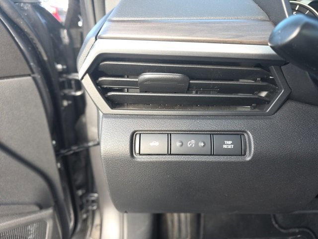 Used 2024 Nissan Altima 2.5 SV image 14