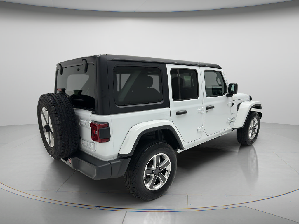 Used 2022 Jeep Wrangler Unlimited Sahara w/ LED Lighting Group AWD/4WD image 5