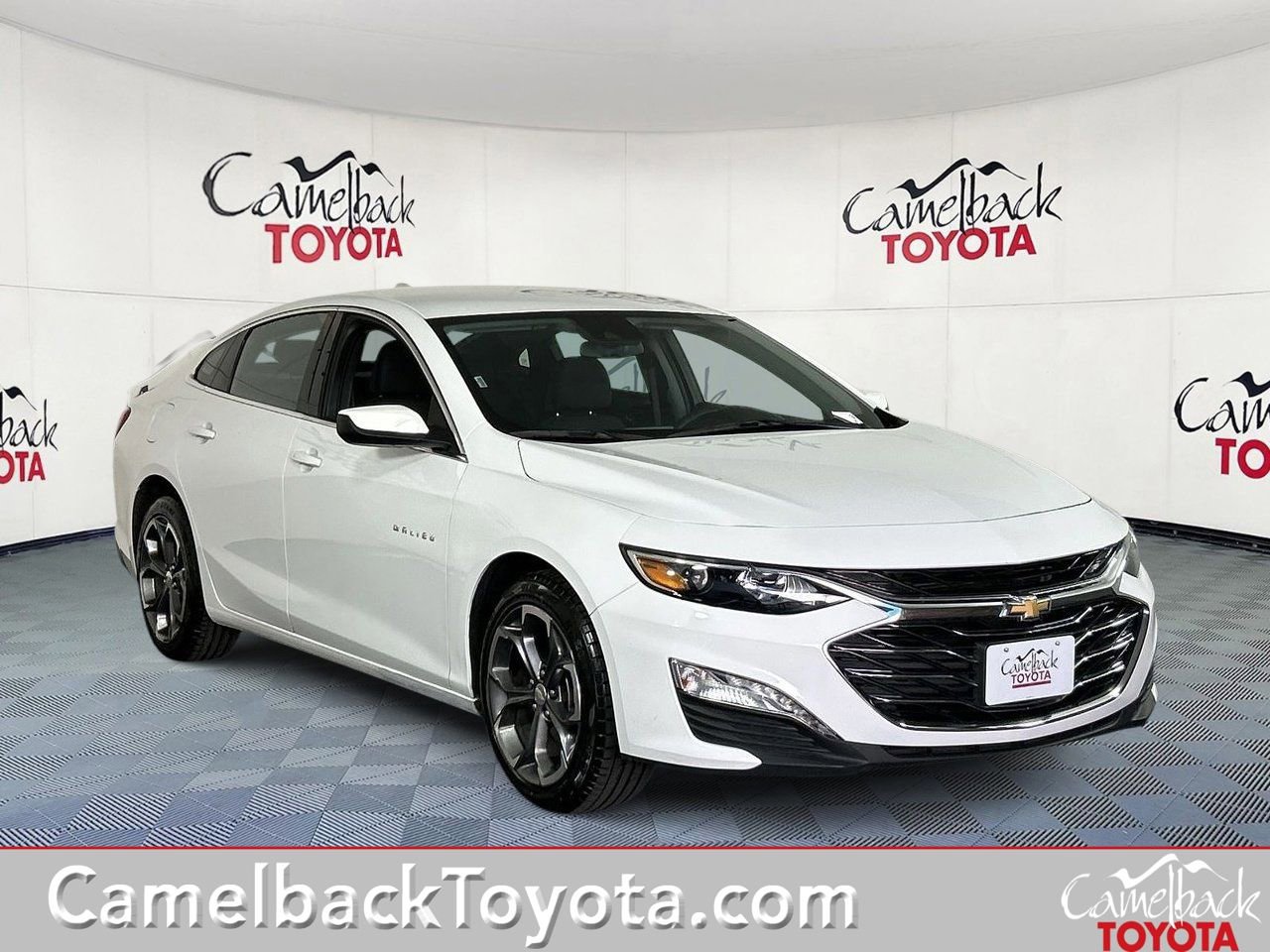 Used 2023 Chevrolet Malibu LT FWD image 1