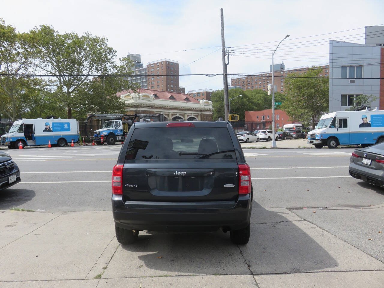Used 2014 Jeep Patriot Latitude AWD/4WD image 8