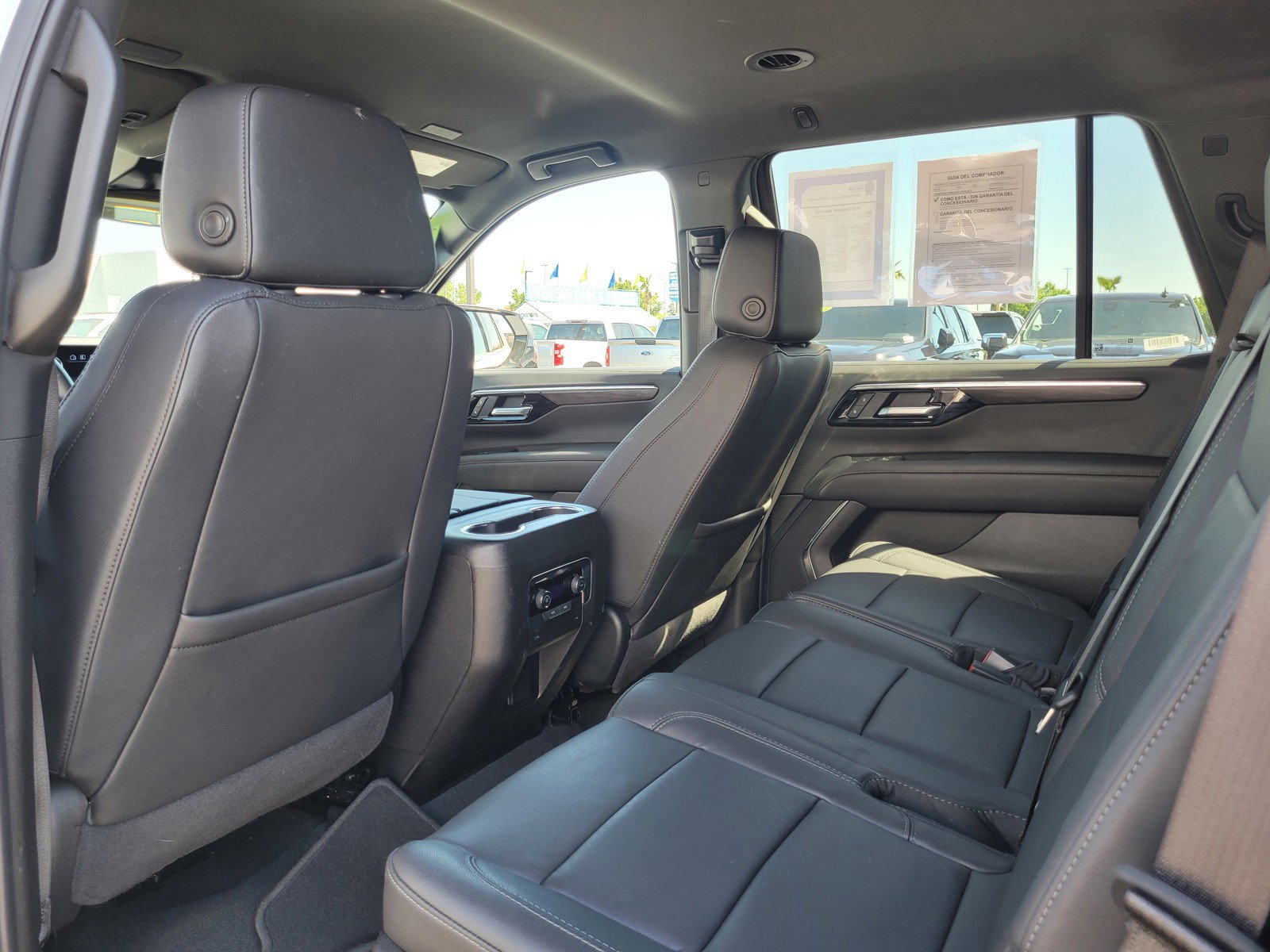 Used 2025 Chevrolet Tahoe LT image 14