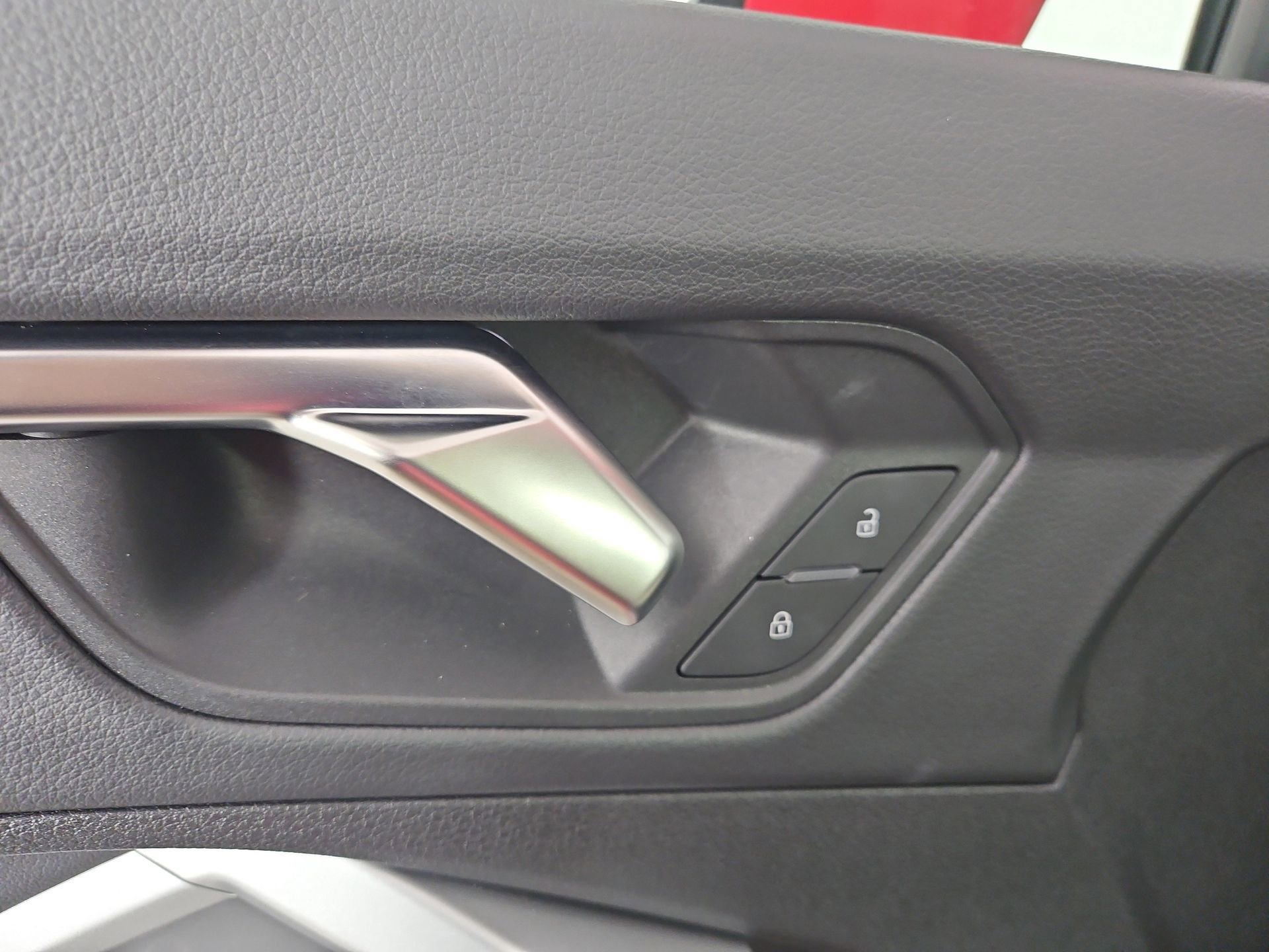 Certified 2025 Audi Q3 2.0T Premium Plus w/ Premium Plus Package image 23