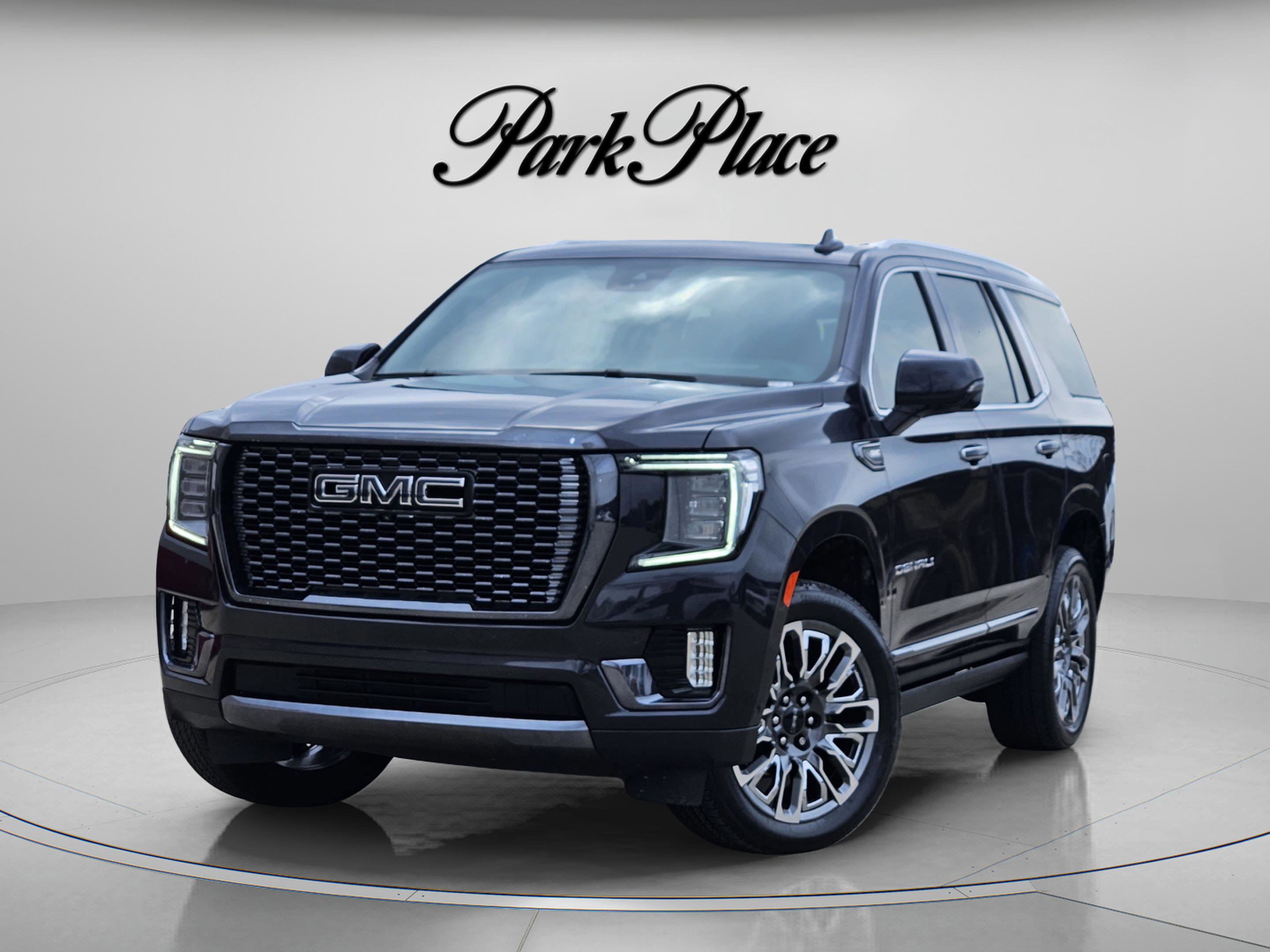 Used 2023 GMC Yukon Denali Ultimate image 1
