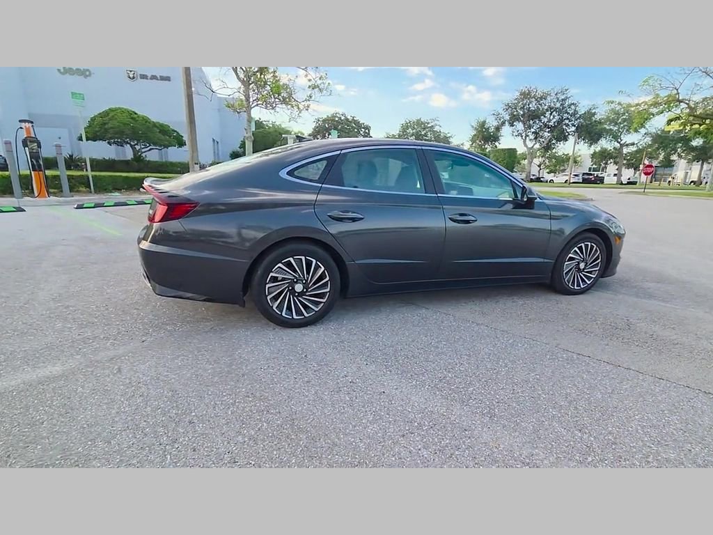 Used 2022 Hyundai Sonata Limited FWD image 35