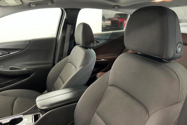 Used 2024 Chevrolet Malibu LT image 16